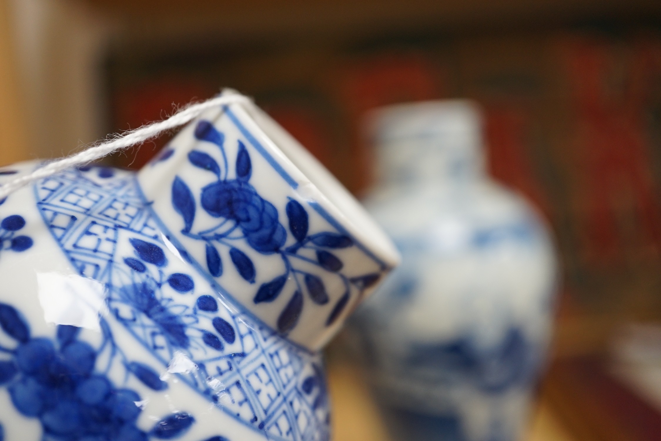 Two 19th century Chinese blue and white small vases, tallest 18cm